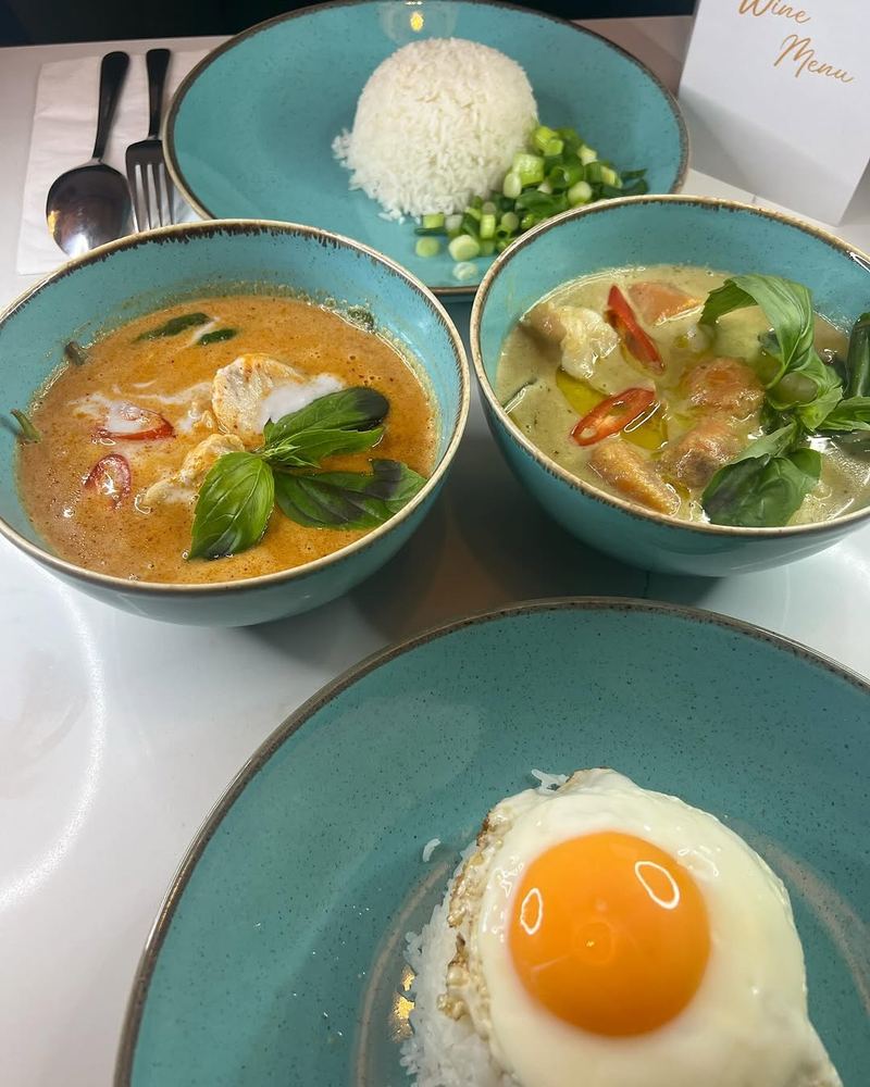 Thai red and green curries with egg fried rice